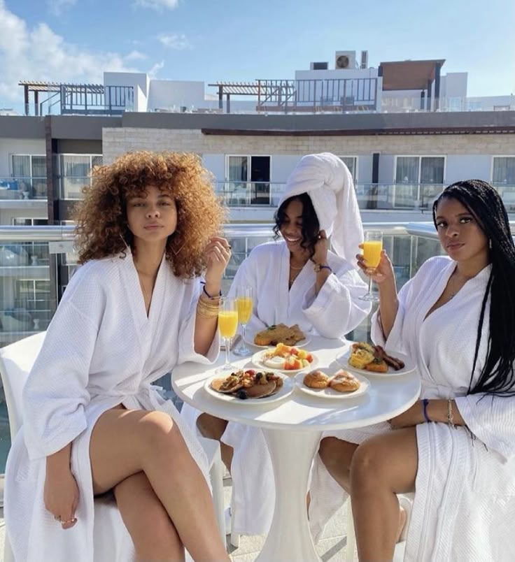 Exotic Escapes Collection 🌴